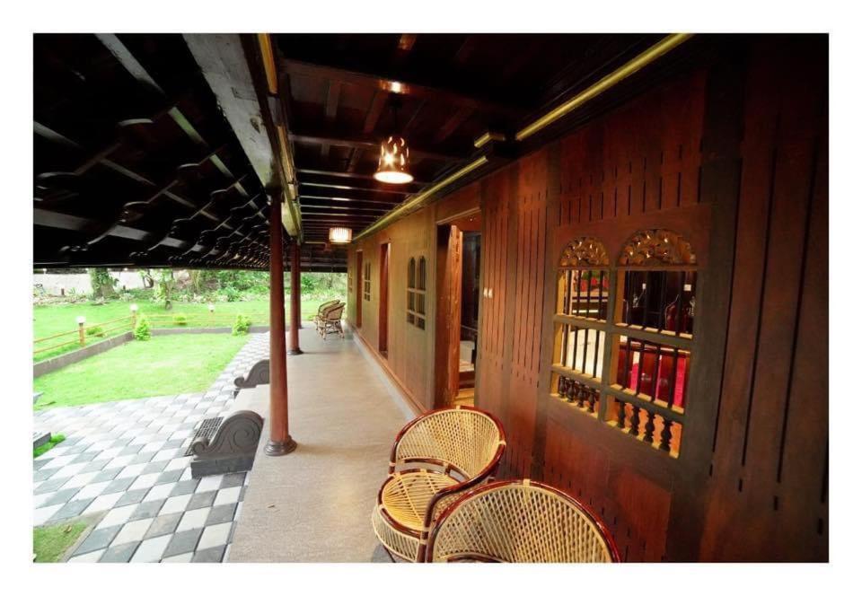 Traditional Kerala Villa Munnar Esterno foto